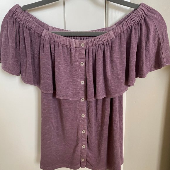 American Eagle Off The Shoulder Top - Picture 2 of 5